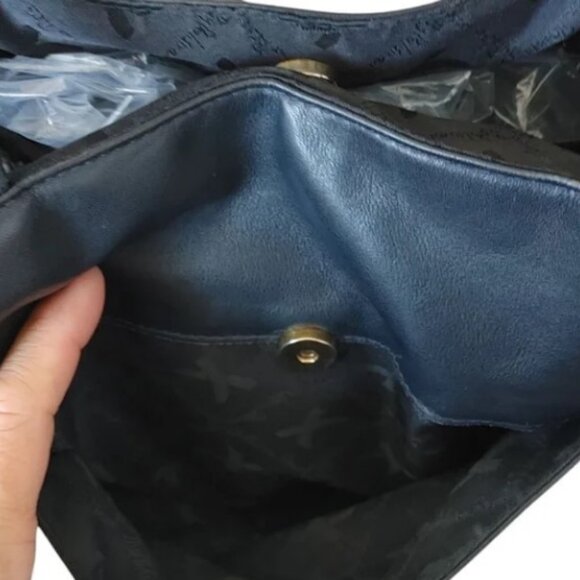 Paloma Picasso black vintage leather shoulder bag - Picture 8 of 15